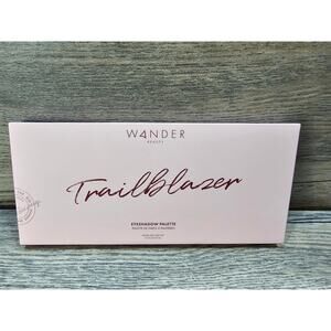 Wander Beauty Trailblazer Eyeshadow Palette 10 Shades